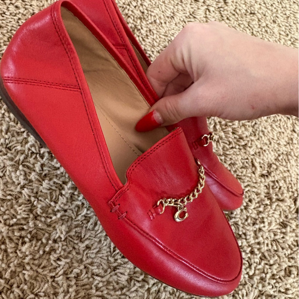 Coach Red Leather Loafers with Gold Chain - Picture 4 of 5